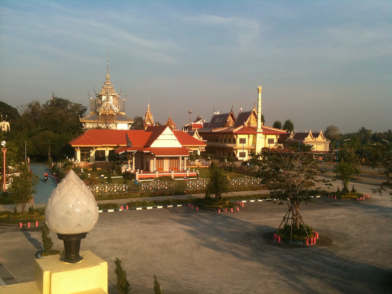 แผนสายพระใหญ่อ่างทอง วัดม่วง สวนนรก-สวรรค์ ไหว้พระเก็บรูป