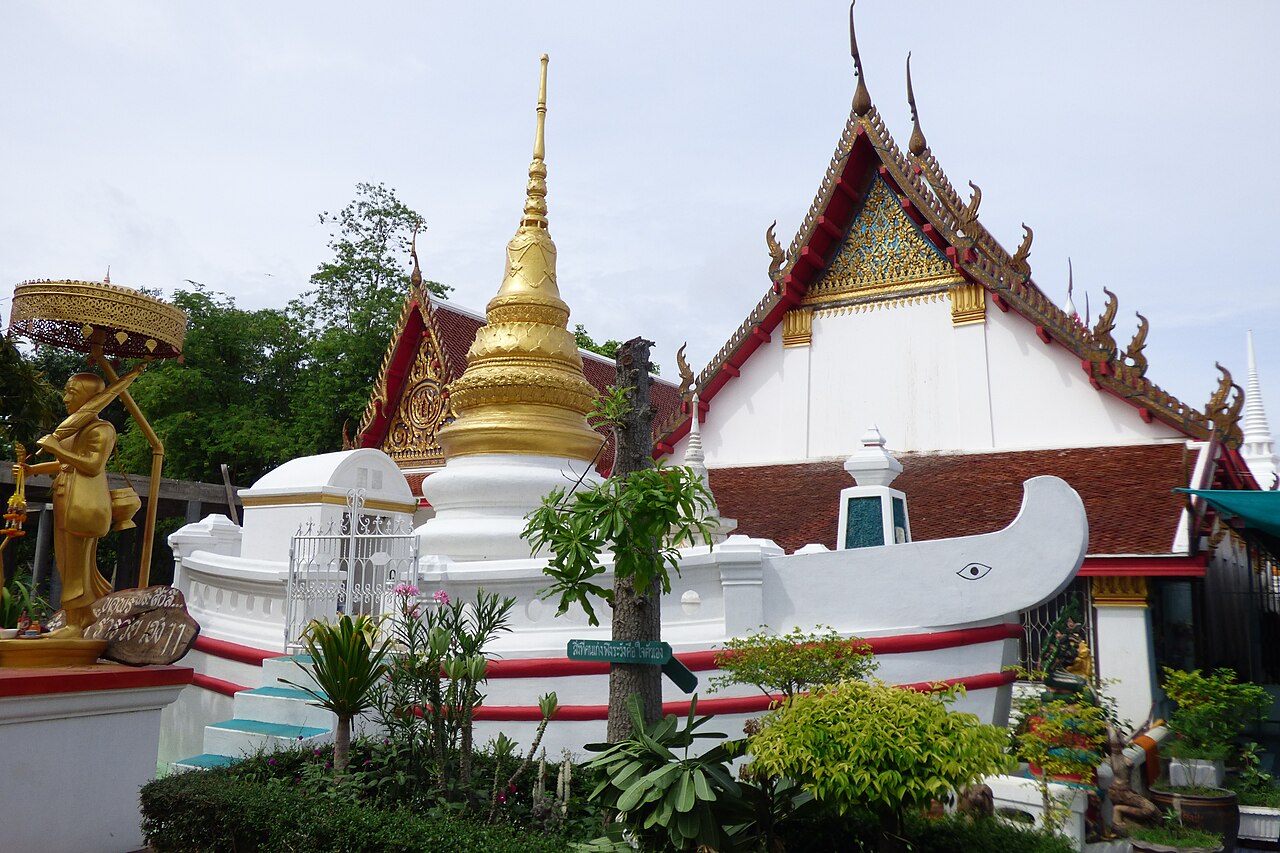 อ่างทองสายงานช่าง บ้านเอกราชทำกลอง–บ้านบางเสด็จปั้นตุ๊กตา