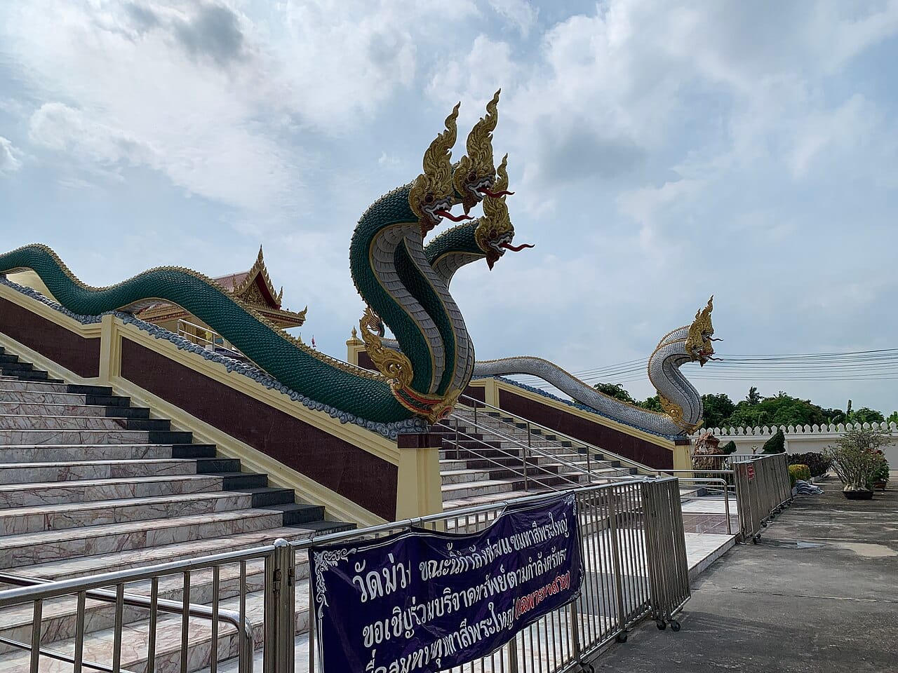 การเดินทางในอ่างทอง ไปวัดม่วง–วัดขุนฯ ยังไงให้ลื่น