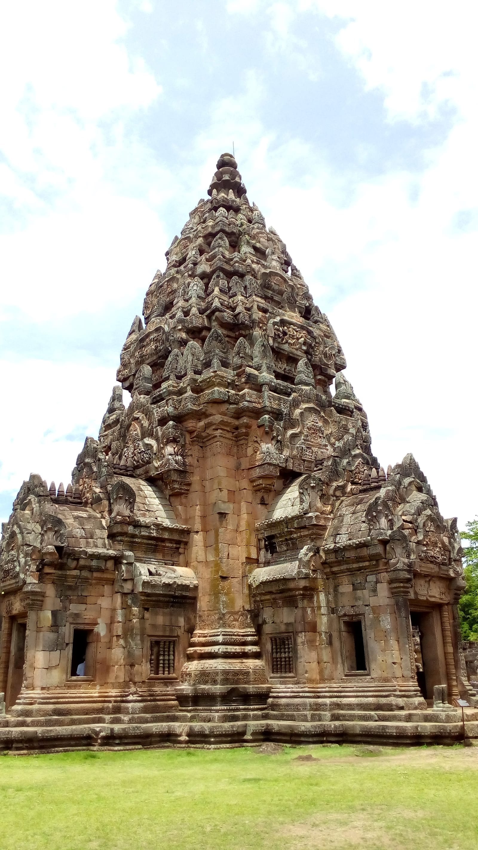 แผนบุรีรัมย์–สุรินทร์ ปราสาทขอมและหมู่บ้านช้าง