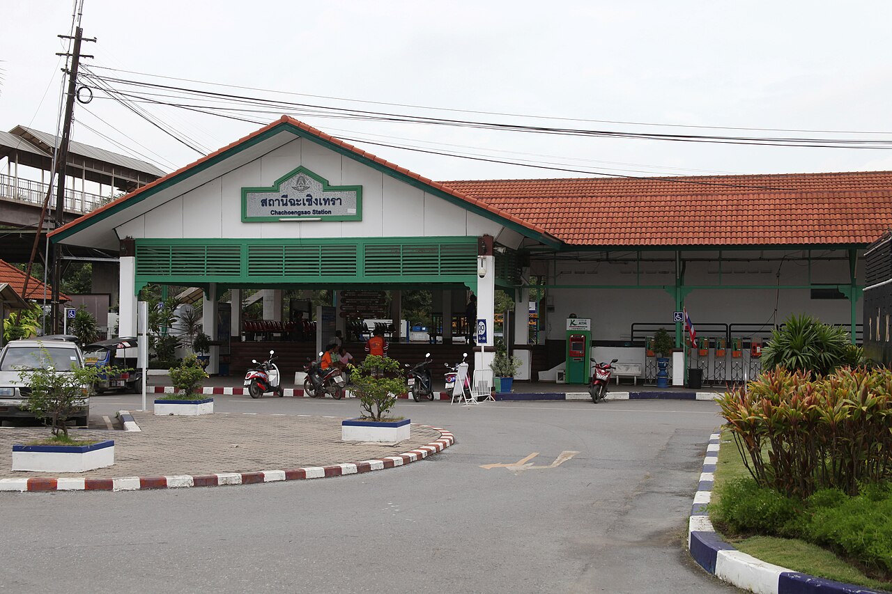 การเดินทางในฉะเชิงเทรา รถไฟ รถตู้ เช่ารถ ไปไหนยังไง