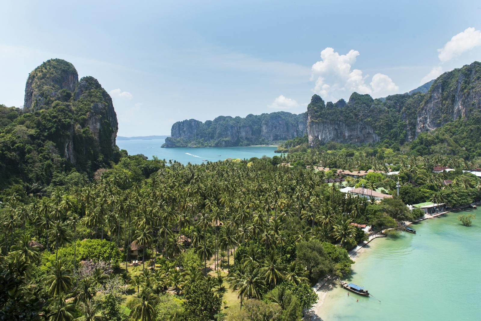 ชุมพร–ระนอง 3 วัน 2 คืน บ่อน้ำร้อนกับทะเลอันดามัน