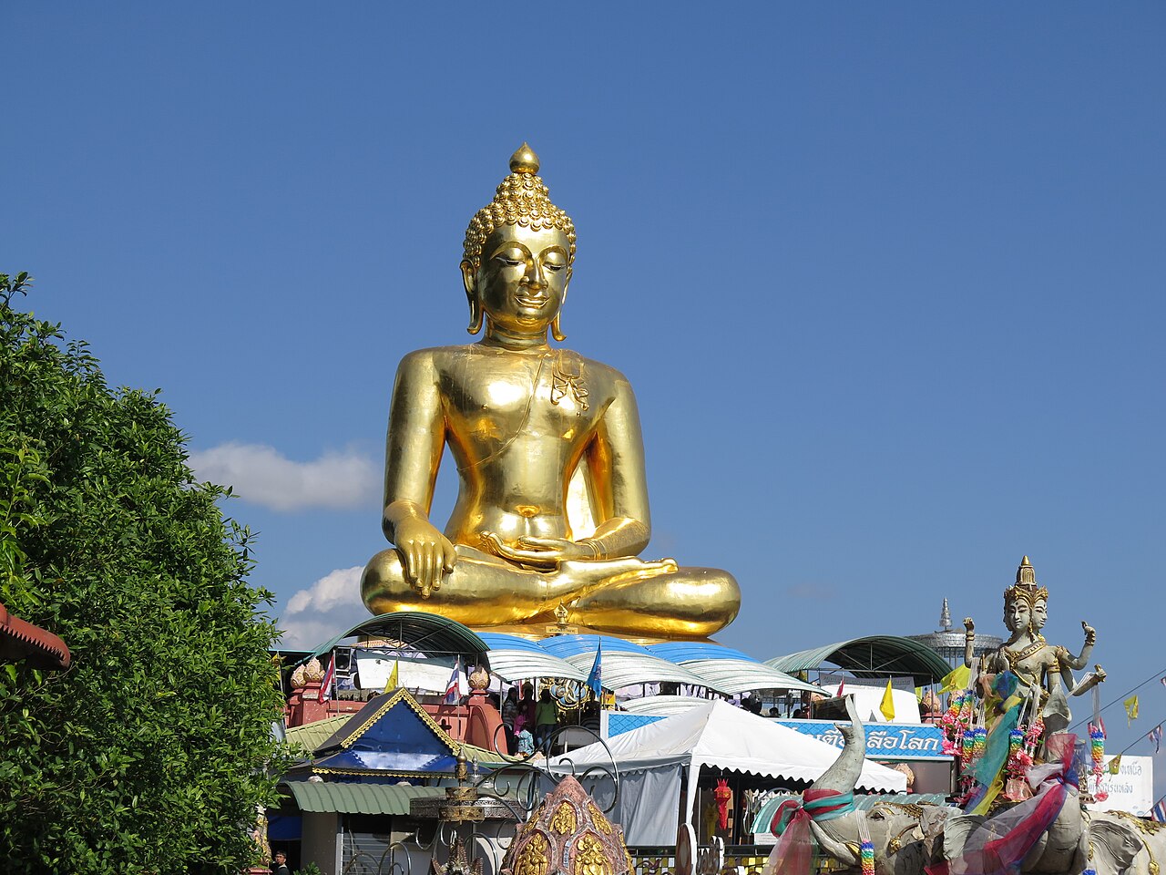 สามเหลี่ยมทองคำ จุดบรรจบ 3 แผ่นดิน ริมโขง