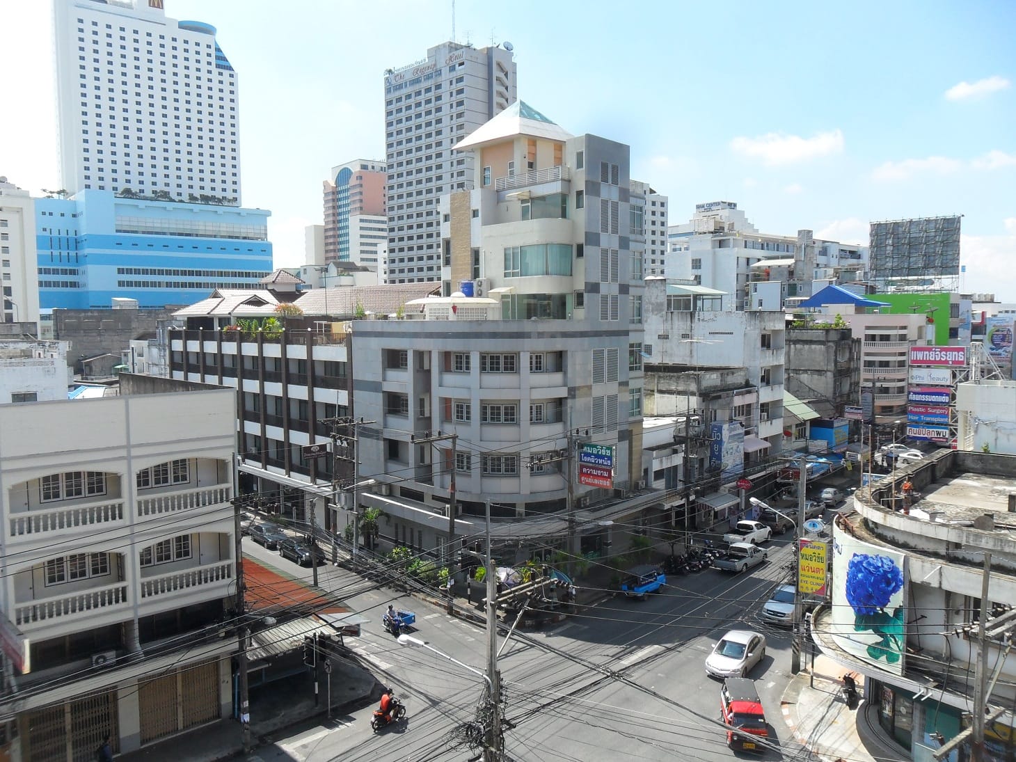 Street Art + 3D Painting Museum A Daytime Photo Walk in Hat Yai