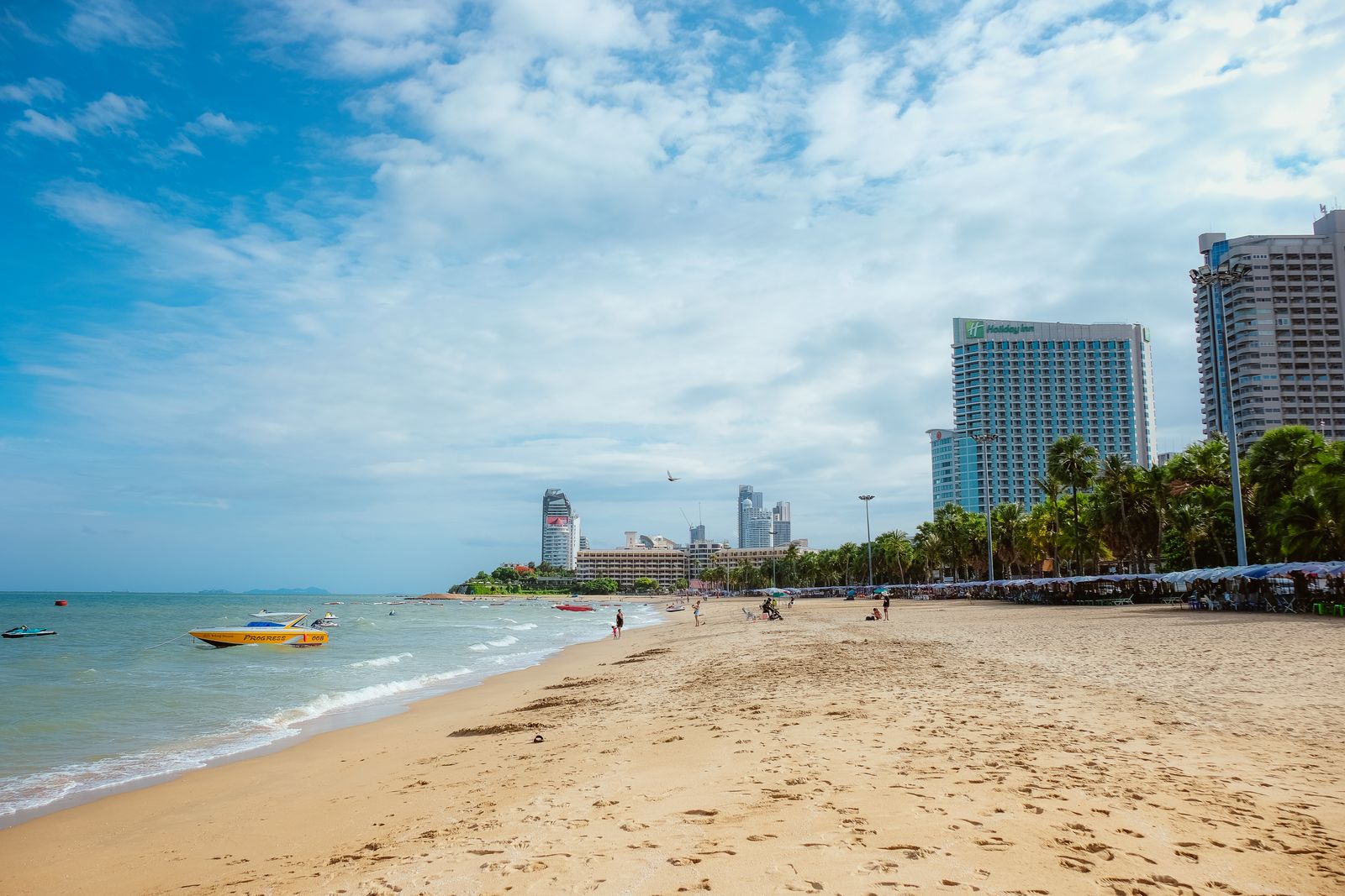 หัวหินงบประหยัด ของกินถูก หาดฟรี เที่ยวคุ้ม