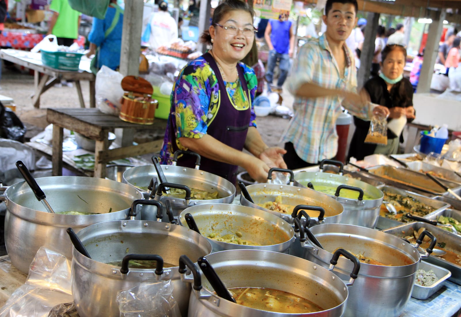 สตรีทฟู้ดหัวหิน ก๋วยเตี๋ยว ของย่าง ข้าวแกง ที่คนท้องถิ่นกิน