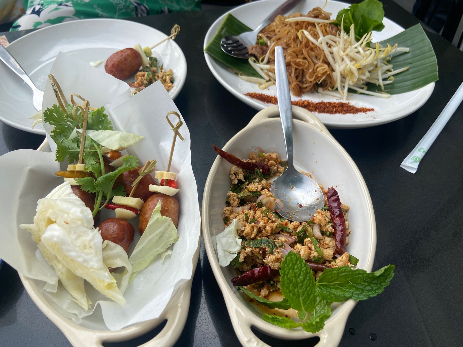 อาหารผู้ไทกาฬสินธุ์ ต้มไก่ใส่ผัก ของหมักพื้นบ้าน รสเฉพาะถิ่น