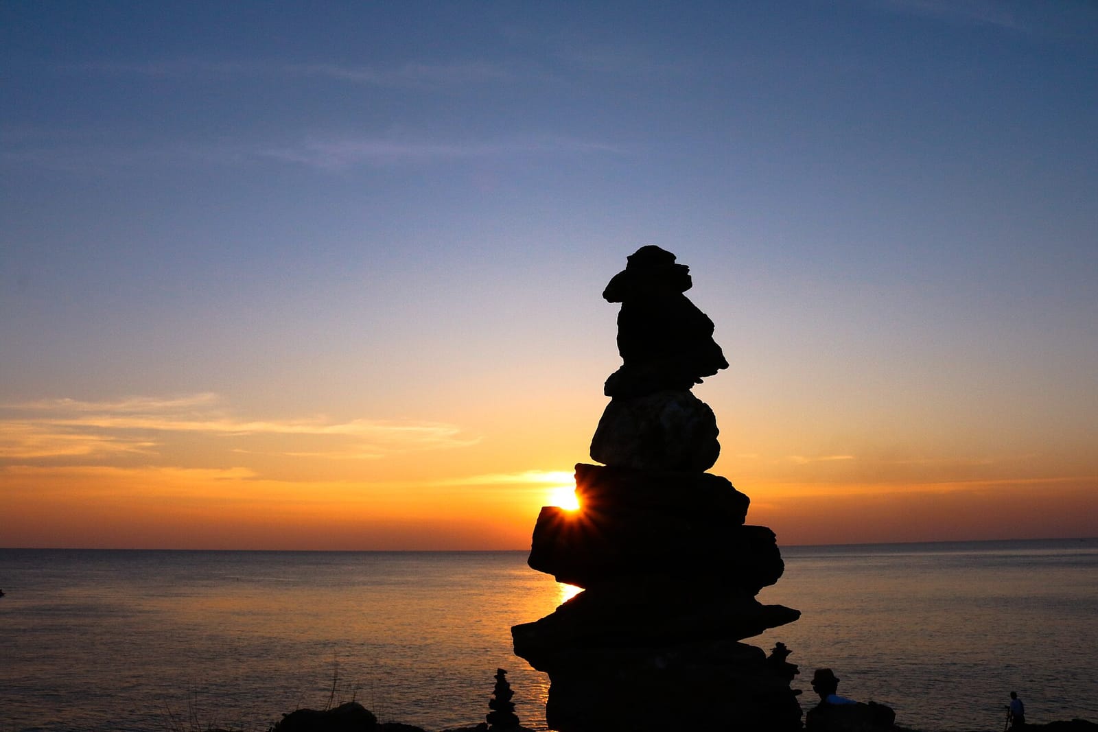 เขาแหลมหญ้า–หมู่เกาะเสม็ด สกายวอล์คริมทะเล จุดชมวิว หาดเงียบ