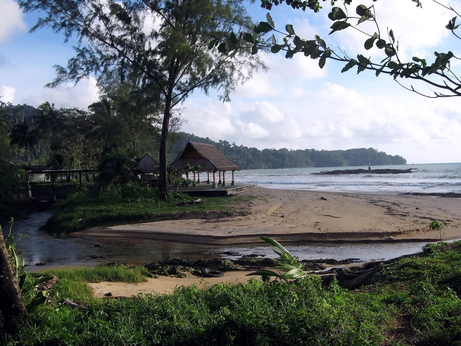 เขาหลัก หาดยาวเงียบ · รีสอร์ตริมทะเล · ฐานออกเรือสิมิลัน
