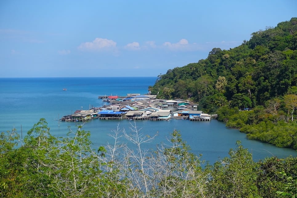 ร้านอาหารเกาะกูด ซีฟู้ดสด ๆ บนเกาะเงียบ