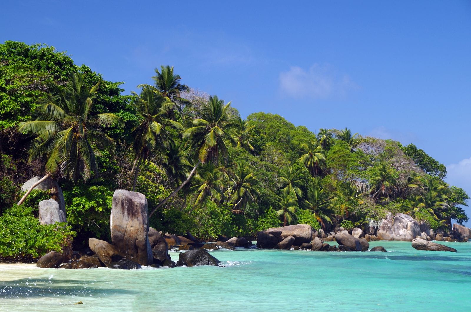Koh Mak Couples Itinerary Quiet Beaches — Seaside Dinners — Sunsets