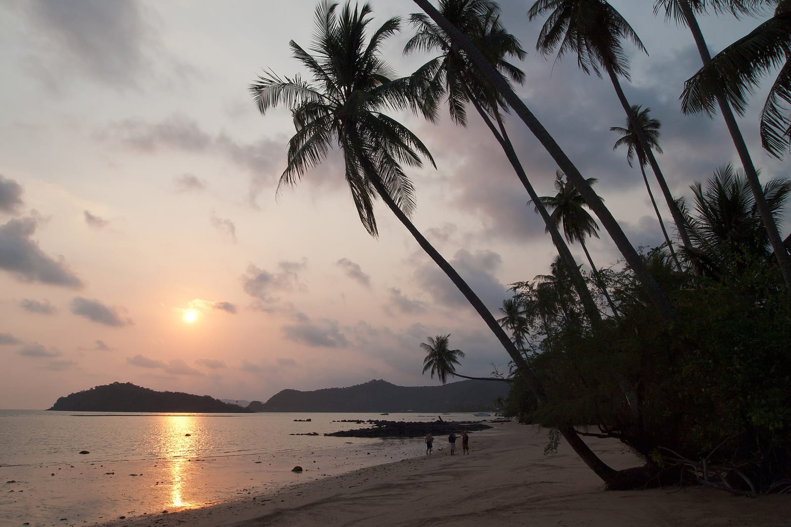 Koh Mak Viewpoints & Sunset Spots