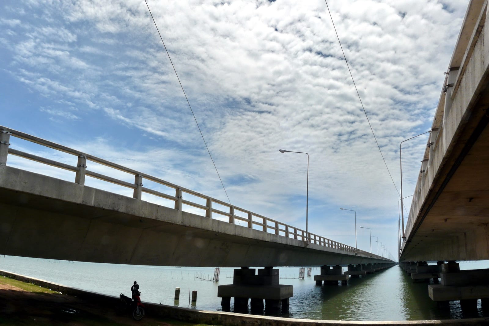 เกาะยอ สงขลา สะพานติณ ปลากระพง ผ้าทอ