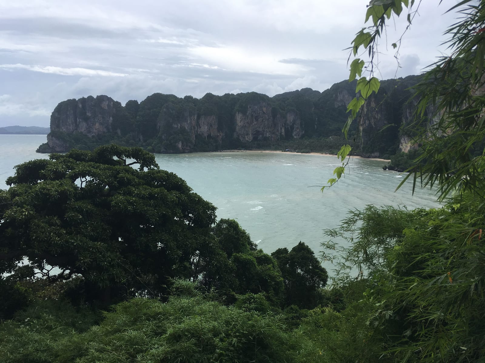 แพลนกระบี่สายทะเล 3 วัน อ่าวนาง · เรลเลย์ · สี่เกาะ