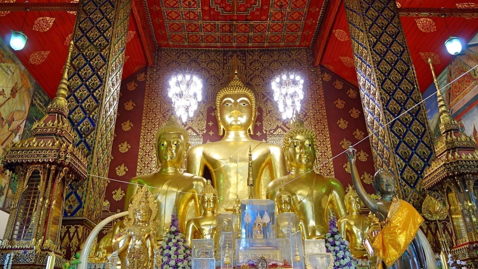 ที่เที่ยวลำพูน วัด ธรรมชาติ เมืองเก่า ครบในที่เดียว