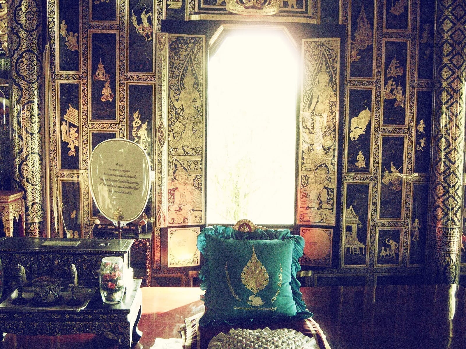วัดริมแม่น้ำแม่กลอง ไหว้พระทางเรือ-ทางรถ