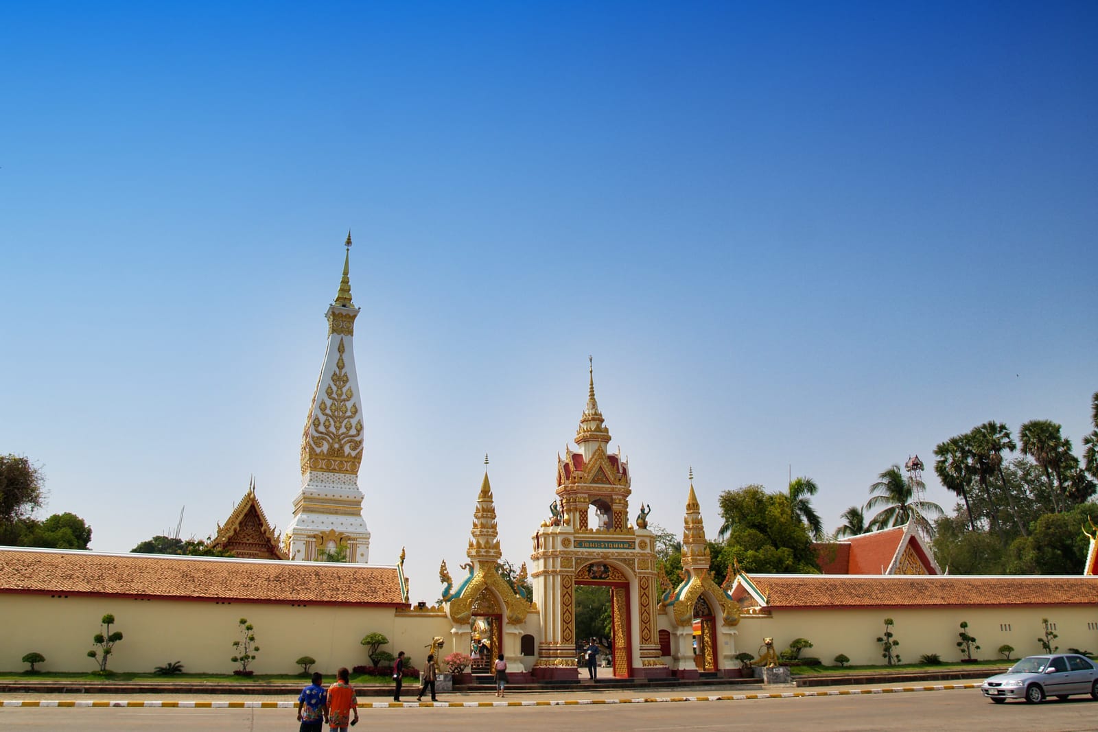 พระธาตุประจำวันเกิดนครพนม ไหว้ครบ 7 วันที่เดียว