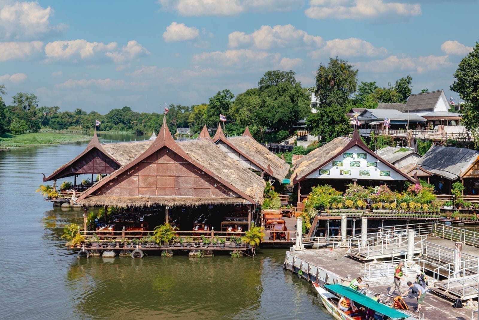 เที่ยวนนทบุรีกับเด็ก แพลนครอบครัว 2 วัน เกาะเกร็ด–สวนสมเด็จฯ–ของกิน