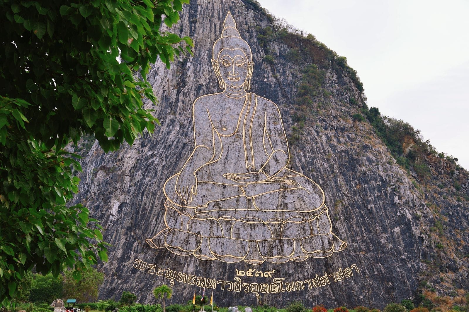 วัดและวัฒนธรรมพัทยา–สัตหีบ เส้นทางไหว้พระชมพุทธศิลป์