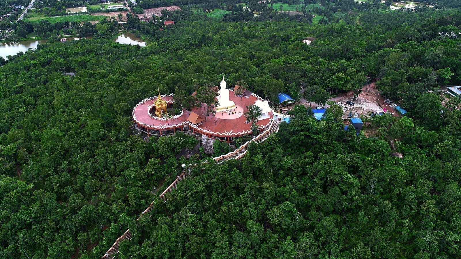 พระพรหมภูมิปาโล พระใหญ่บนภูริมเขื่อนลำปาว