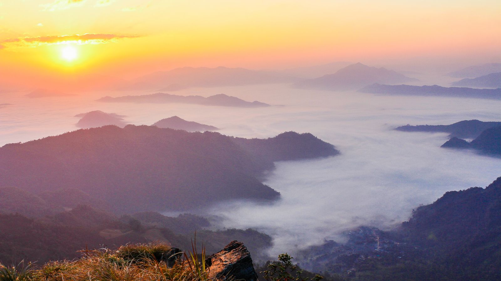 ภูฝอยลม อุดรธานี เที่ยวเชิงนิเวศบนเขา อากาศเย็นทั้งปี