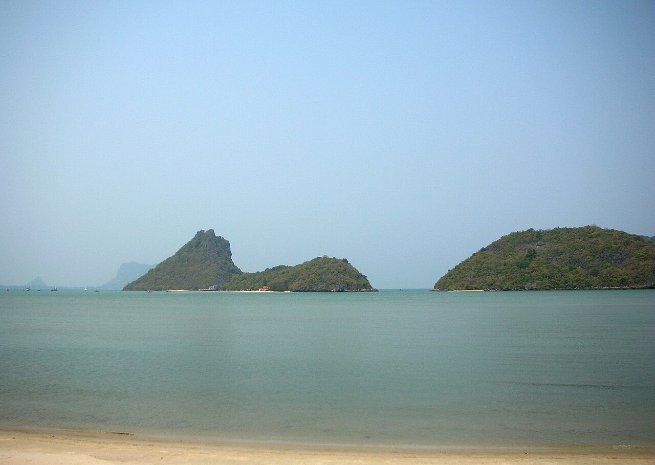 เมืองสามอ่าว ประจวบฯ เขาชนทะเล จุดชมวิว ตัวเมือง