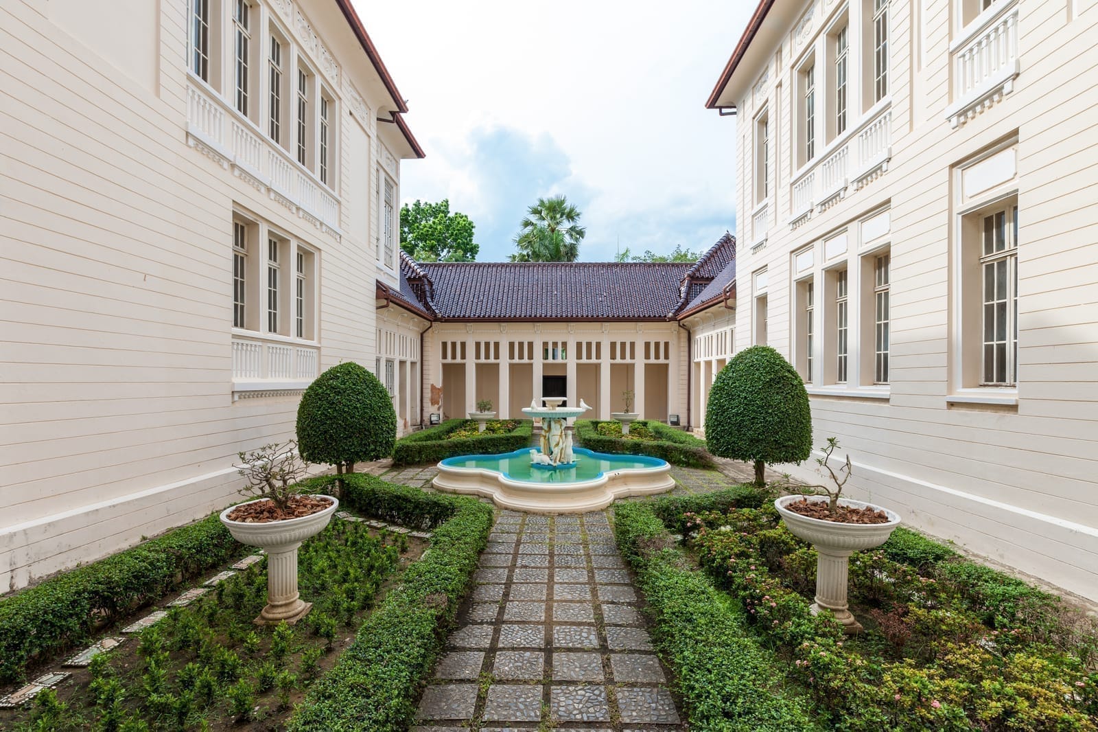 พระรามราชนิเวศน์ วังบ้านปืน ริมแม่น้ำเพชร