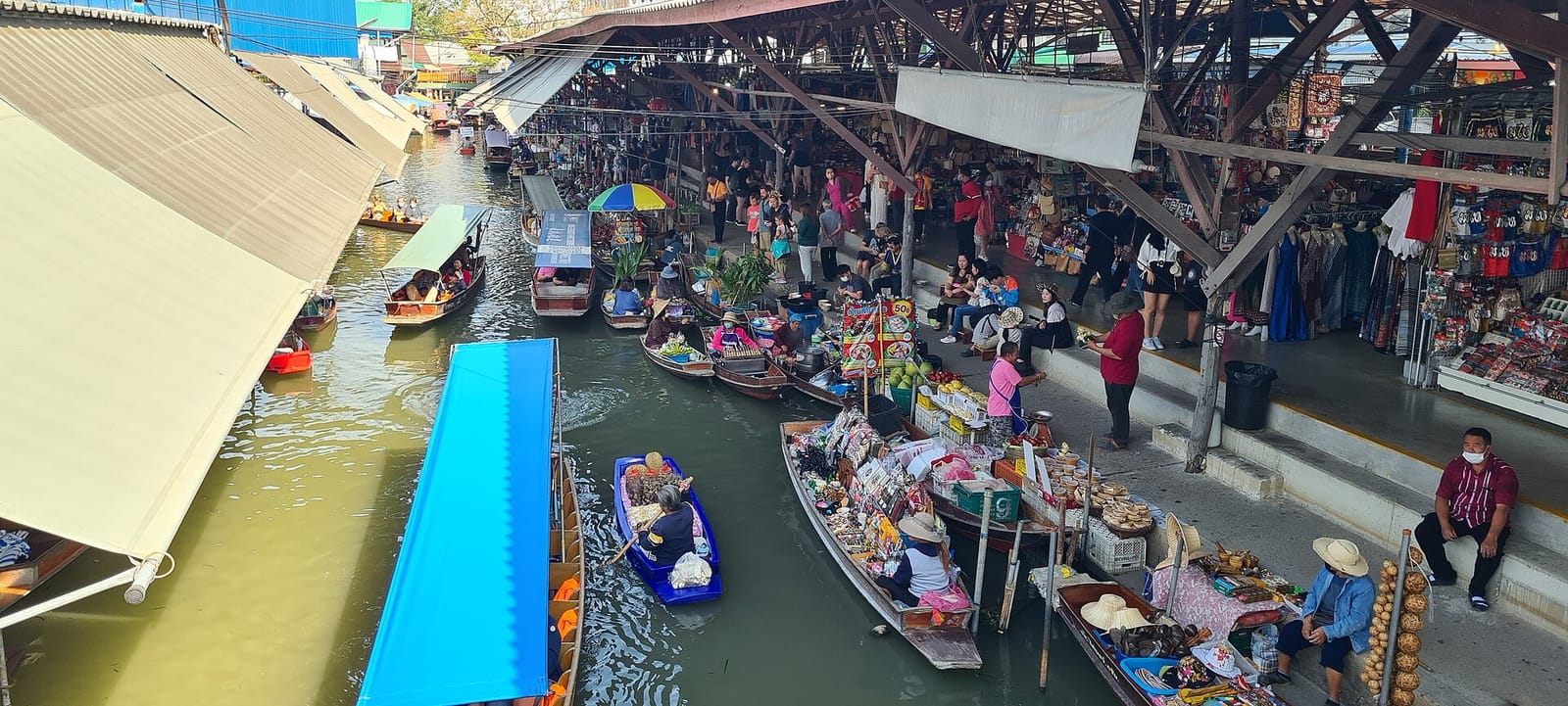 เที่ยวราชบุรี 1 วัน ตลาดน้ำดำเนิน–โรงโอ่ง–เมืองเก่า