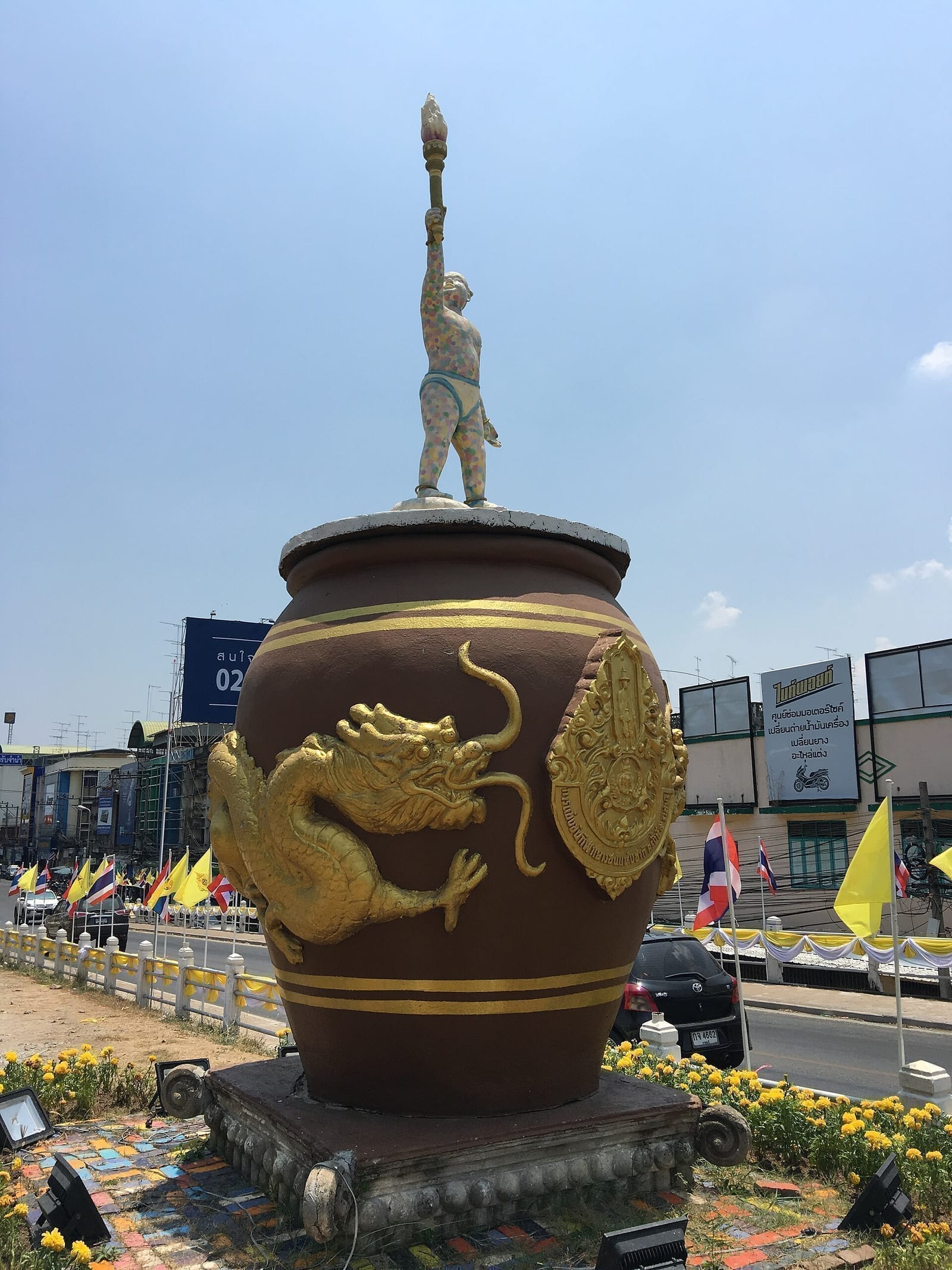 คาเฟ่ราชบุรี เมืองเก่าริมแม่กลอง 10 ร้านนั่งจิบกาแฟดูเมืองโอ่ง