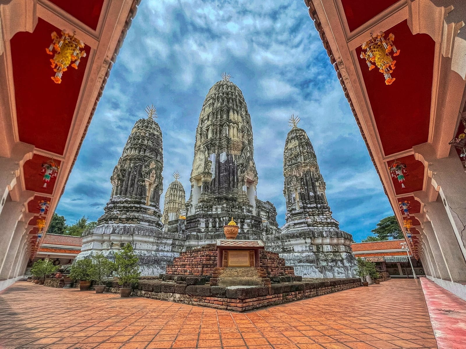 เดินเมืองเก่าราชบุรี ริมแม่น้ำแม่กลอง