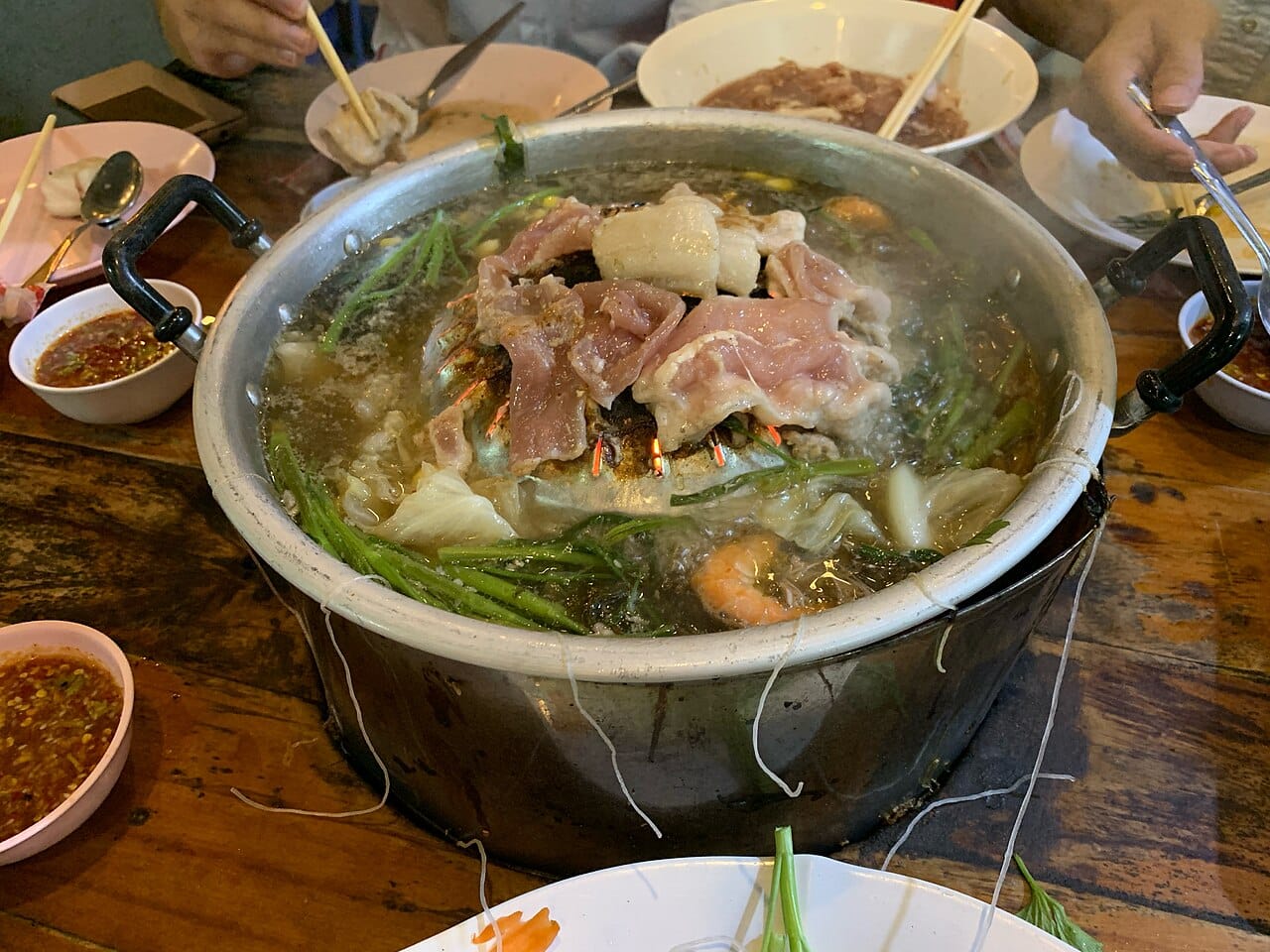 หมูกระทะ ปิ้งย่าง สุพรรณบุรี 8 ร้านมื้อเย็นคุ้มราคา