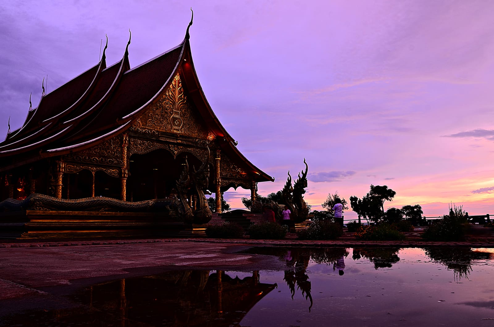 แผนเที่ยวสายวัดอุบล วัดเรืองแสงภูพร้าว + วัดทุ่งศรีเมือง
