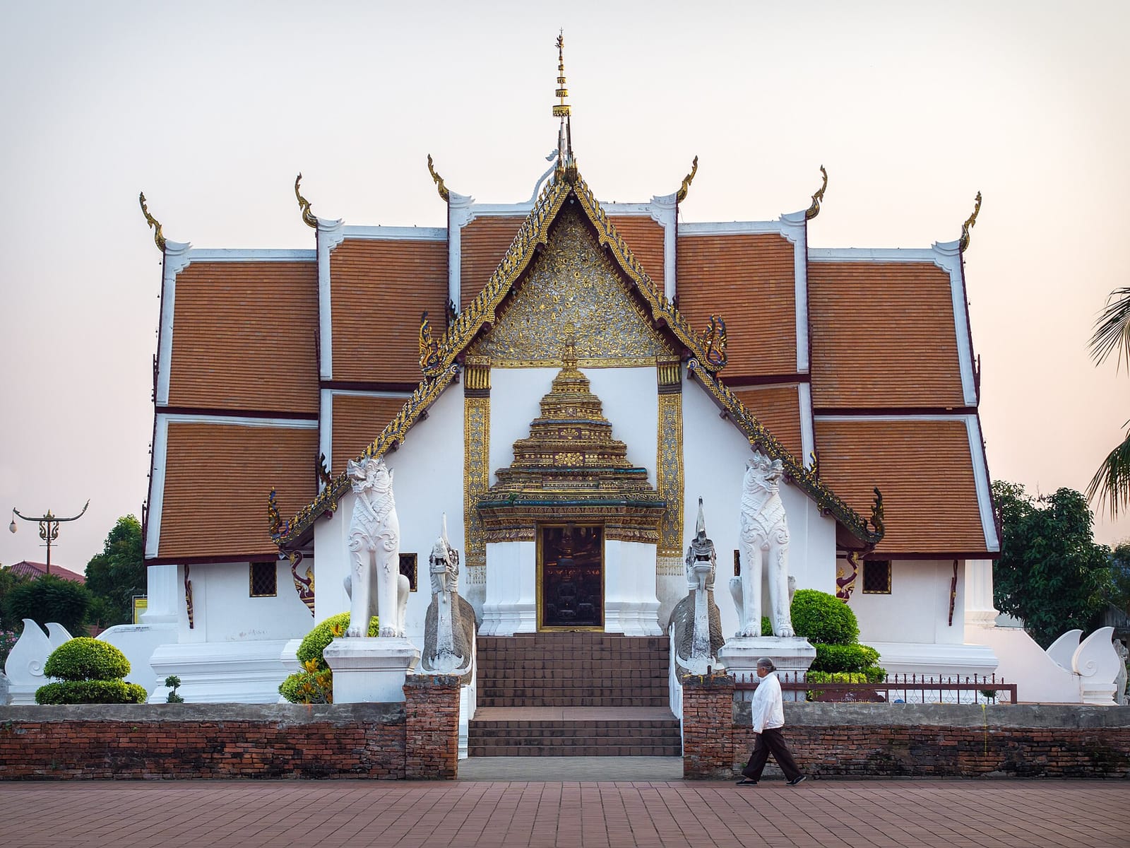 วัดภูมินทร์ น่าน กระซิบรักปู่ม่านย่าม่าน