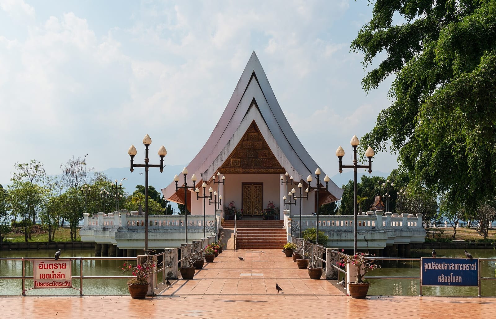 วัดศรีโคมคำ พระเจ้าตนหลวง ริมกว๊านพะเยา