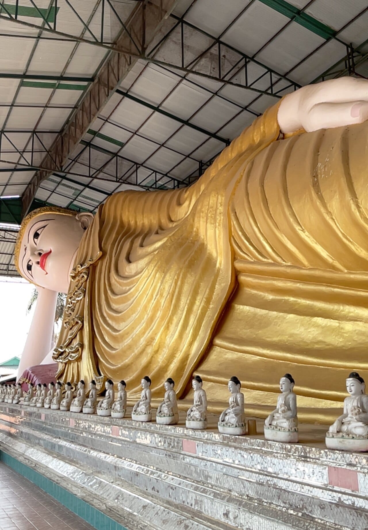 วัดไทยวัฒนาราม วัดไทใหญ่กลางแม่สอด