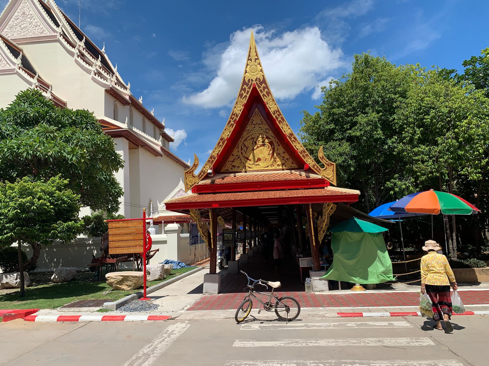 วัดไชโยวรวิหาร (หลวงพ่อโต / พระมหาพุทธพิมพ์)