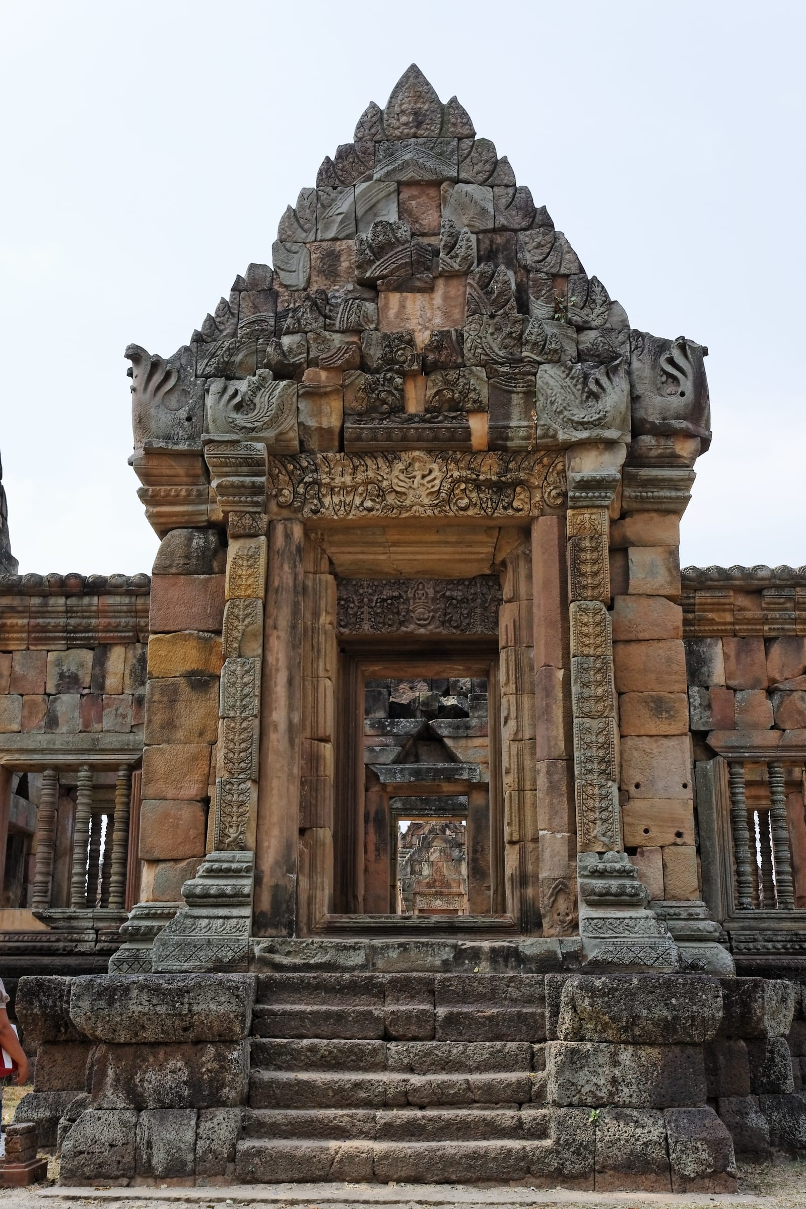 ปราสาทเมืองต่ำ