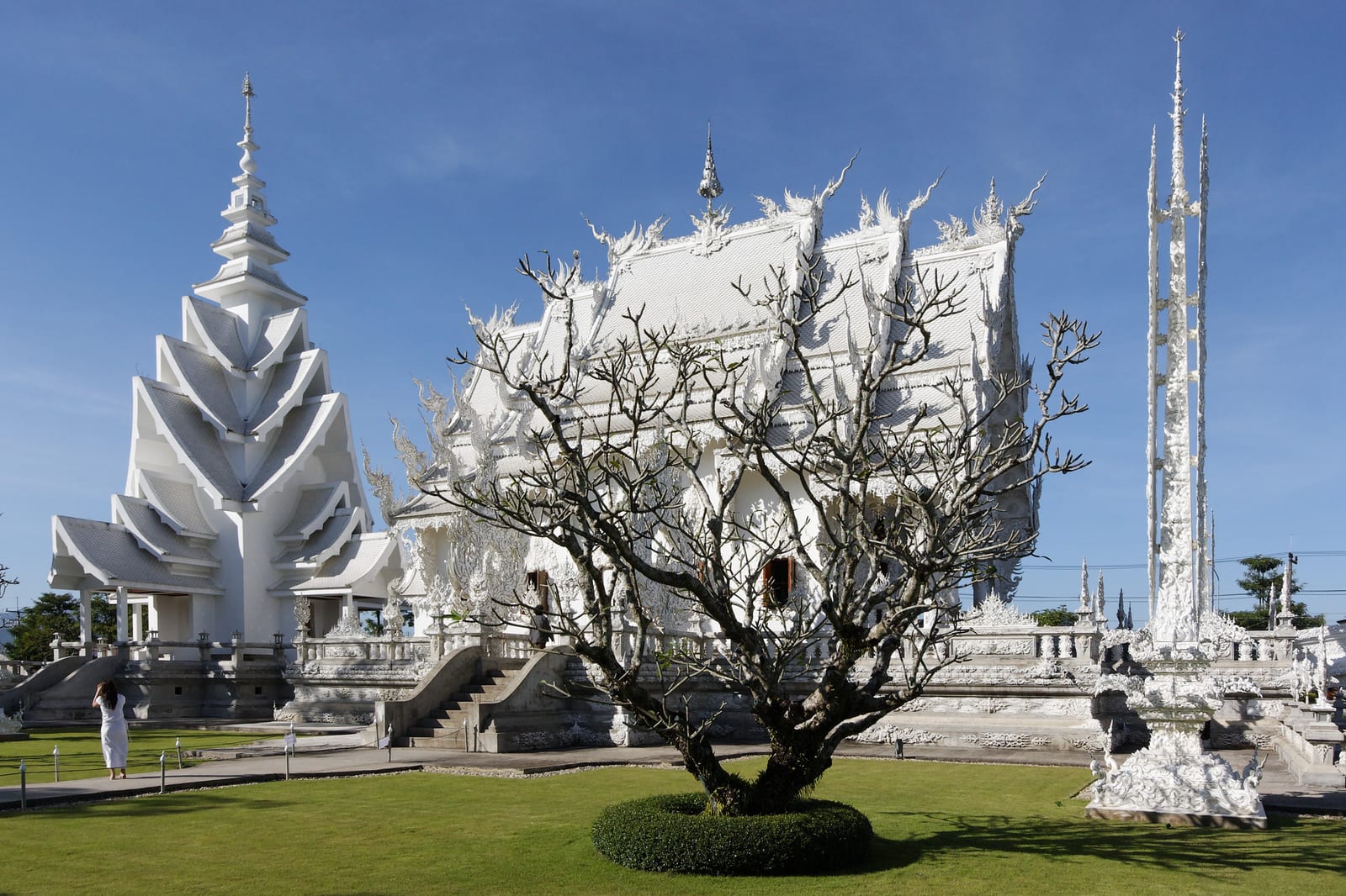 วัดร่องขุ่น (White Temple)