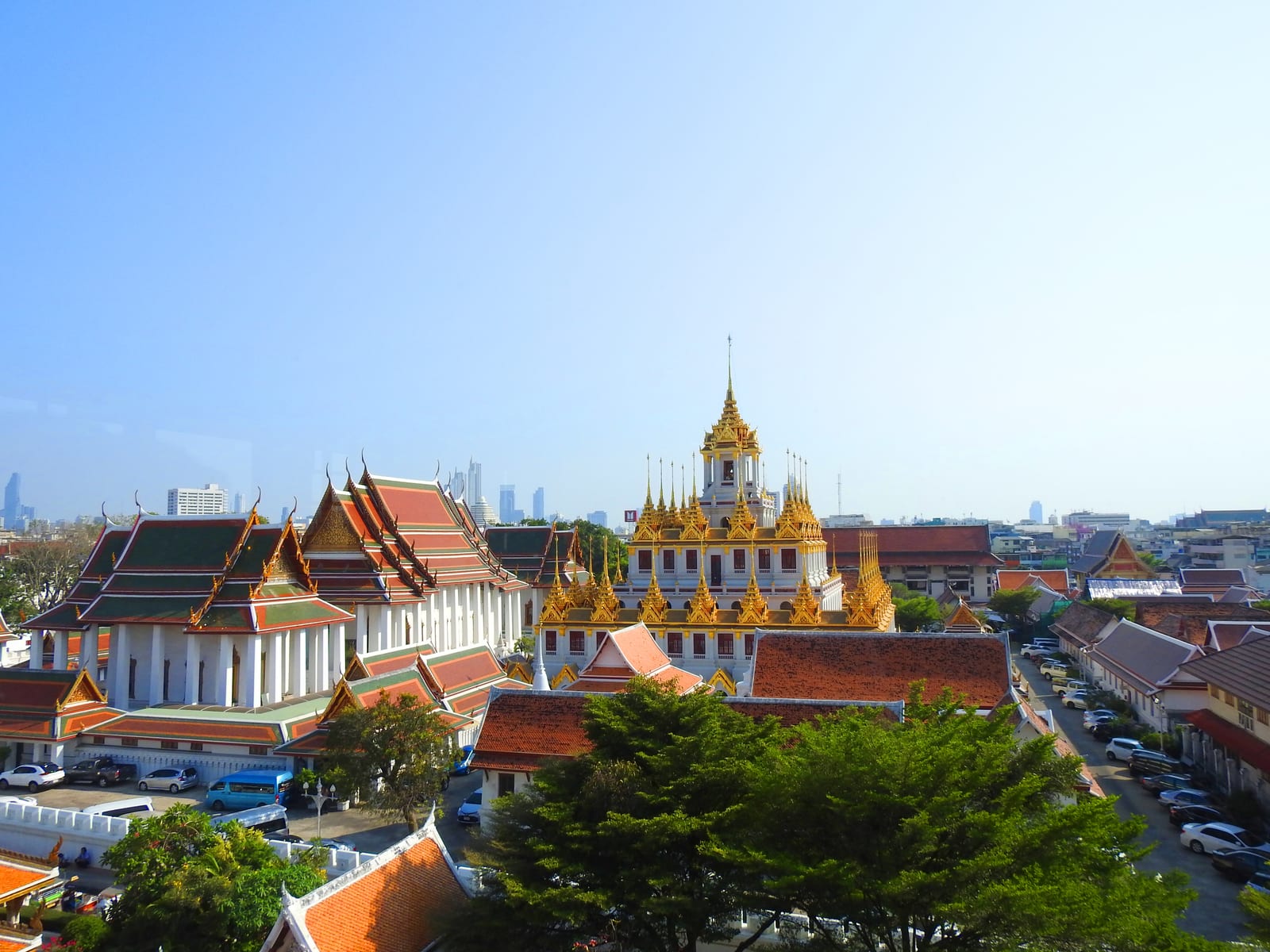 โลหะปราสาท วัดราชนัดดารามวรวิหาร (Loha Prasat, Wat Ratchanatdaram)