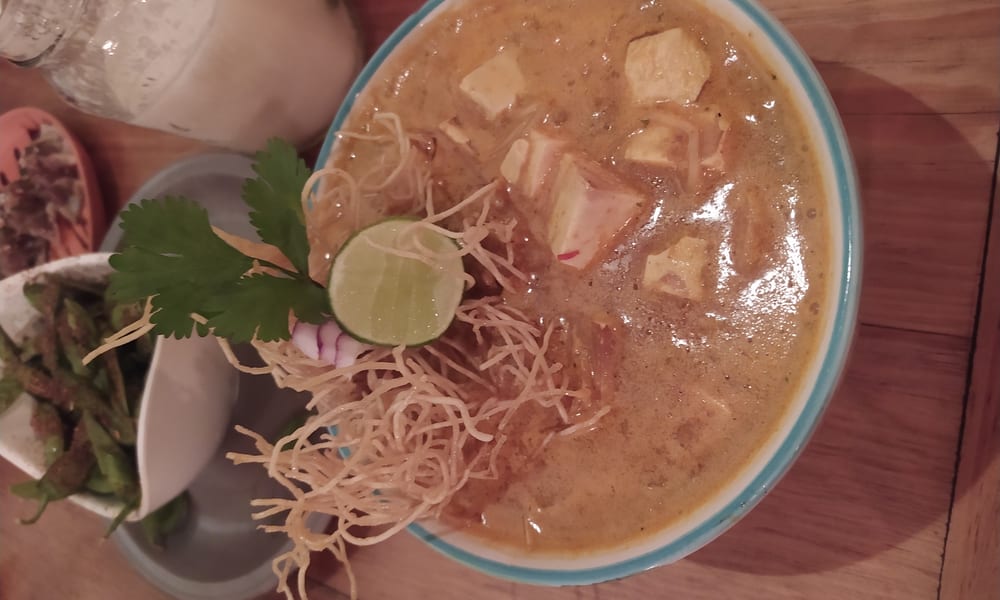 ร้านน้ำเดิน