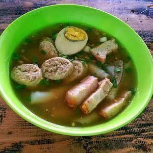 Guay Jub Chang Moi Tat Mai (ก๋วยจั๊บช้างม่อยตัดใหม่)