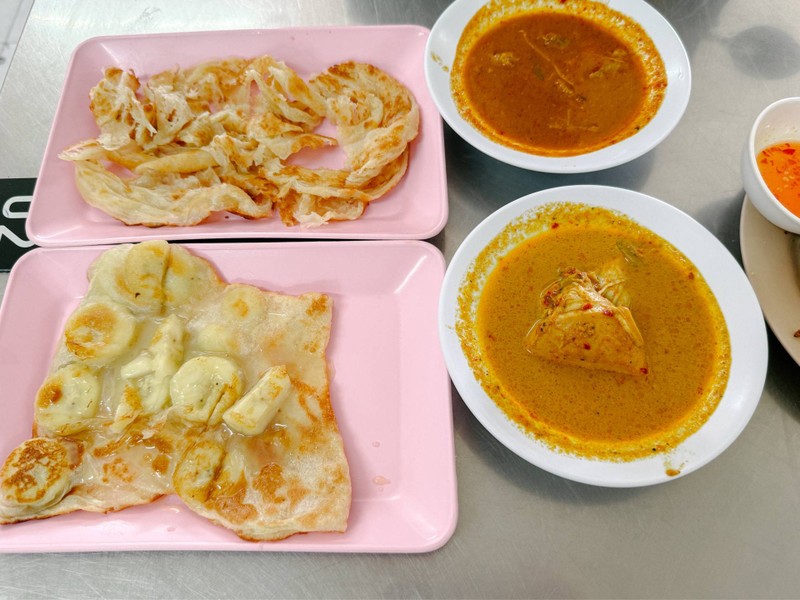 Roti Chaofa (โรตีเจ้าฟ้า)