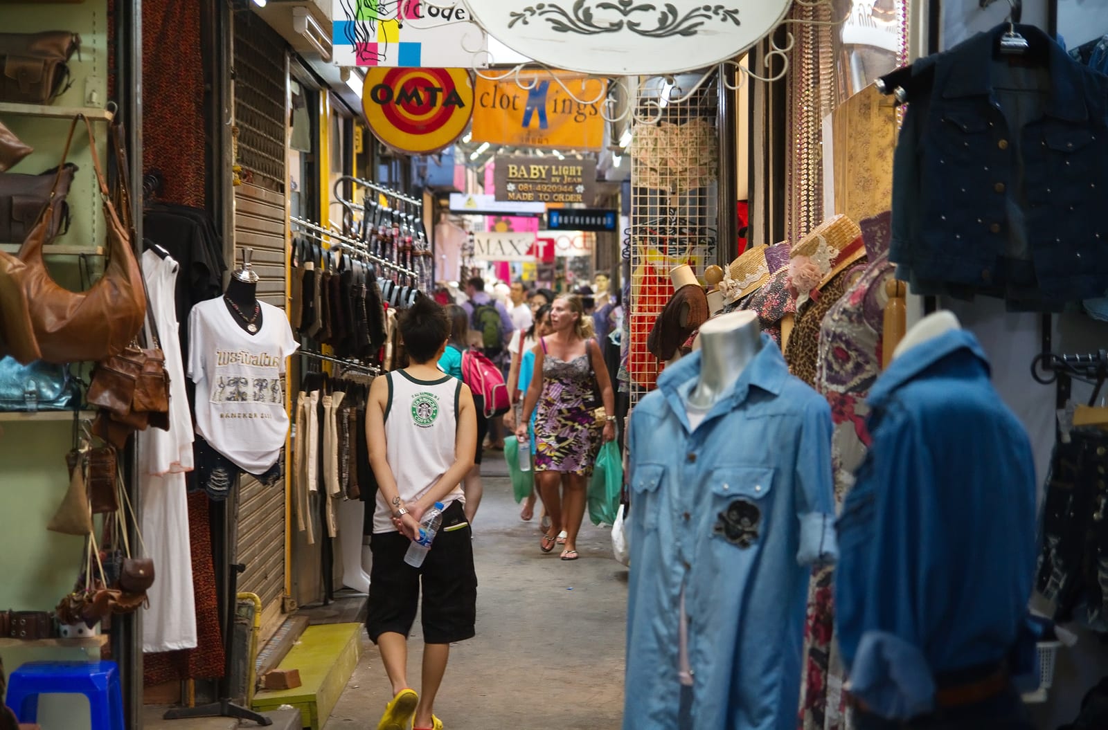 ตลาดนัดจตุจักร (Chatuchak Weekend Market / JJ Market)