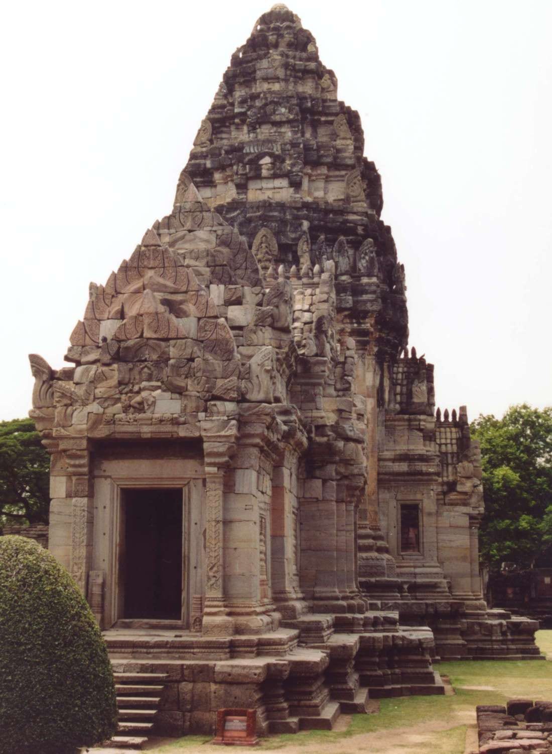 อุทยานประวัติศาสตร์พิมาย (ปราสาทหินพิมาย)