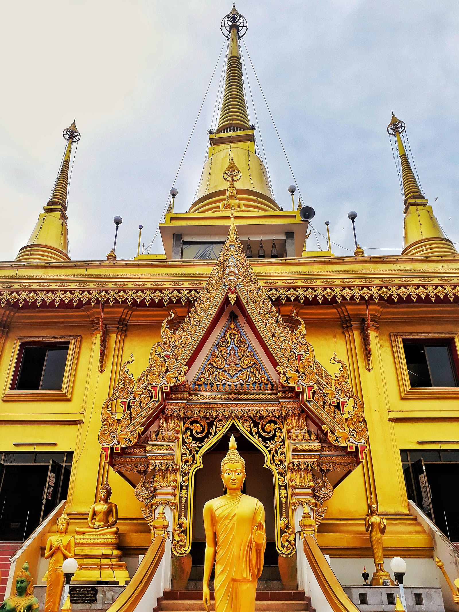 วัดคีรีวงศ์ และหอชมเมืองนครสวรรค์