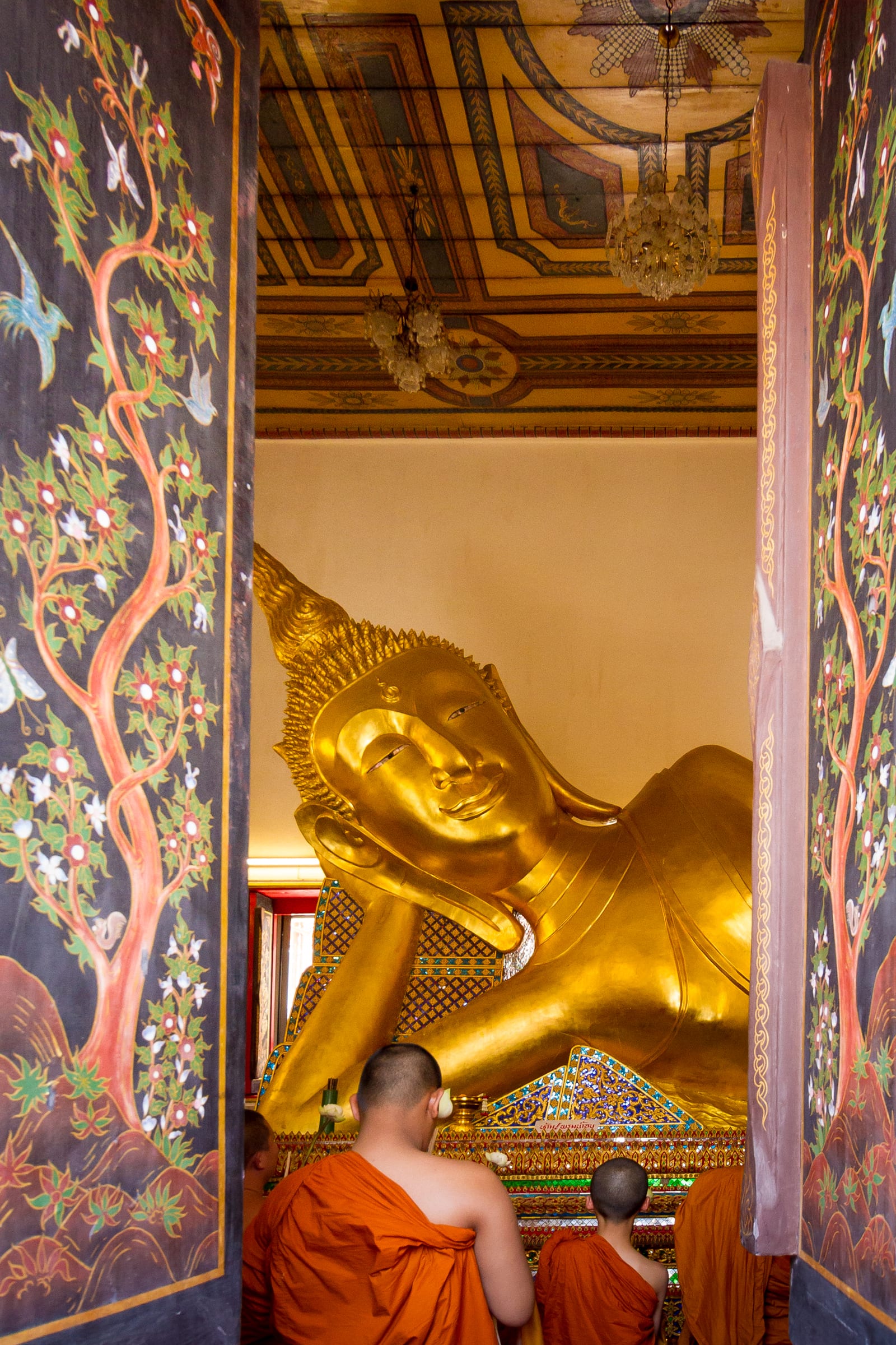 วัดปรมัยยิกาวาสวรวิหาร (เจดีย์เอียง)