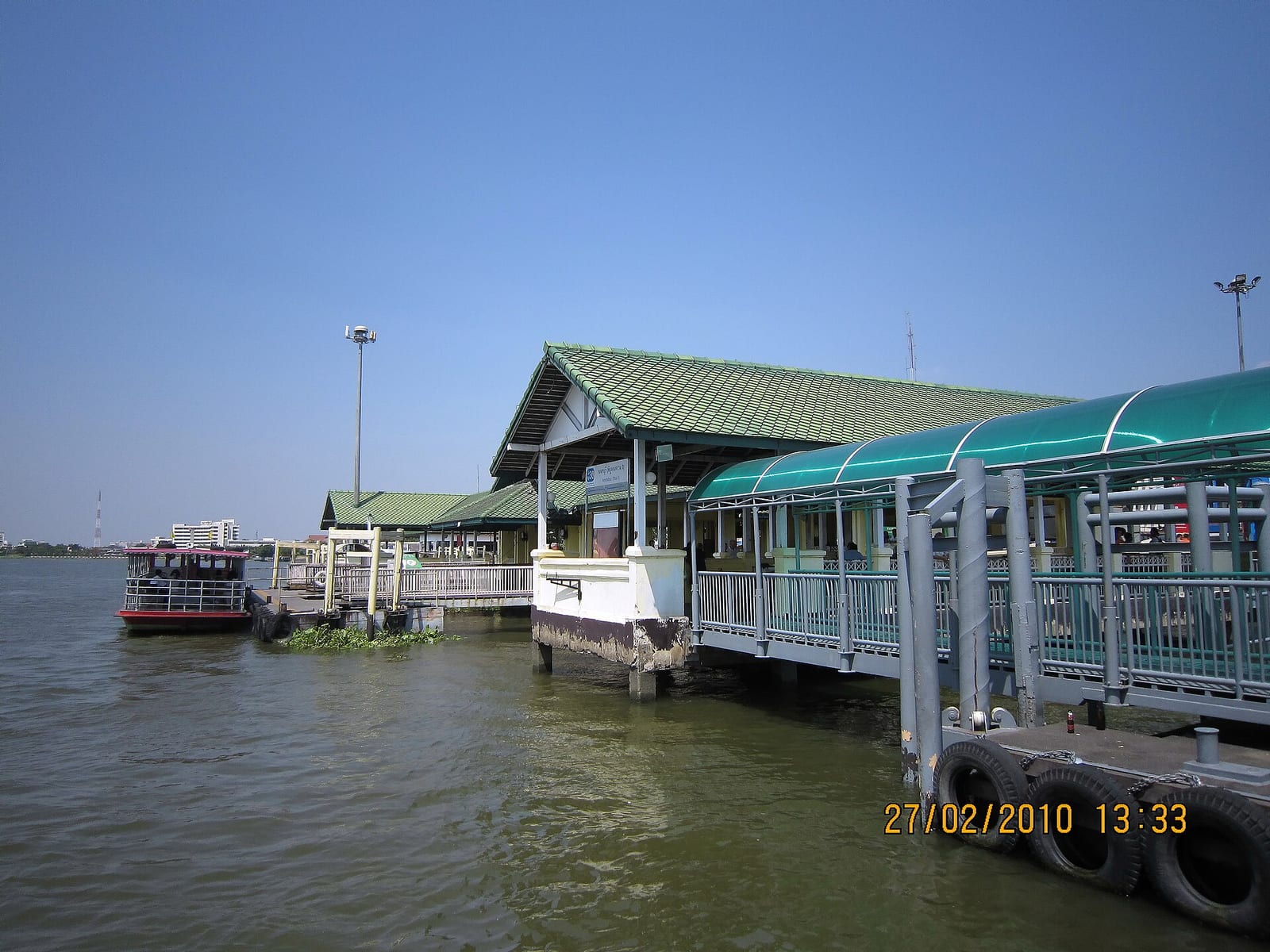 ตลาดท่าน้ำนนท์