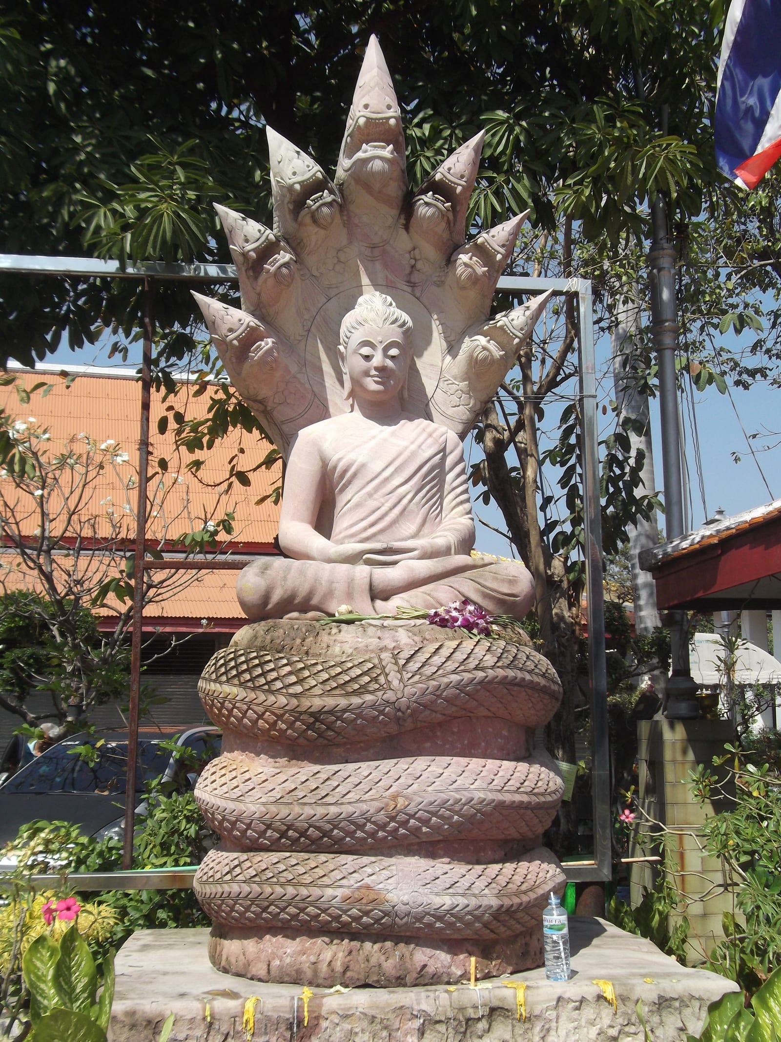 วัดมหาบุศย์ (วัดแม่นาคพระโขนง)