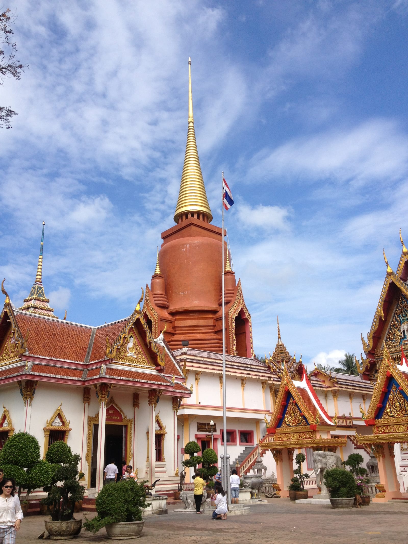 วัดราษฎร์บูรณะ (วัดช้างให้)