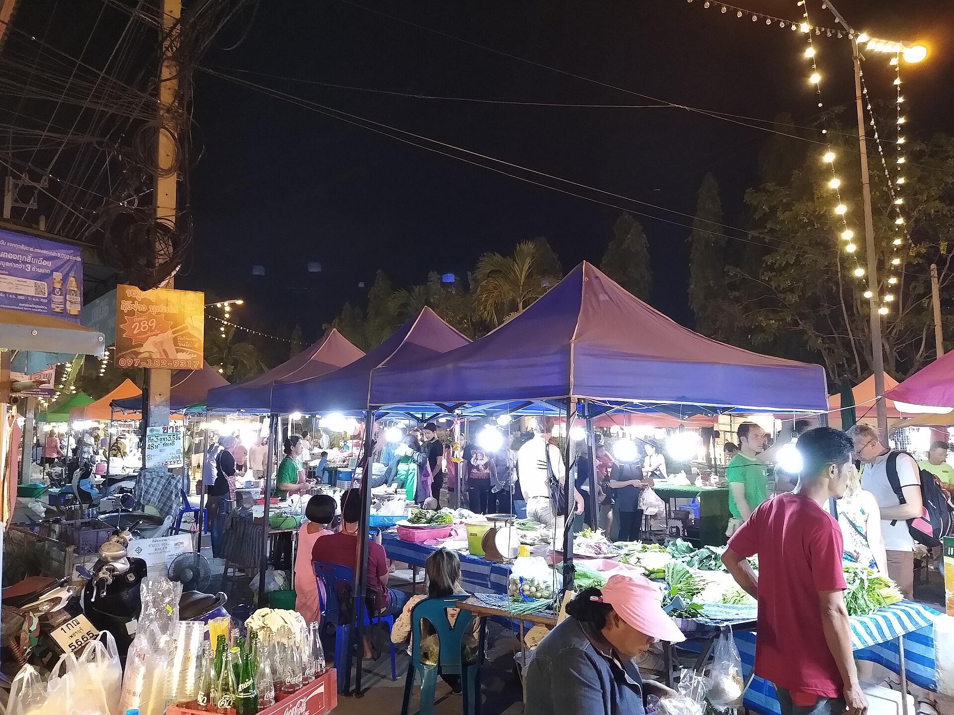 ตลาดนัดเปิดท้ายชะอำ (ตลาดเทศบาลชะอำ)